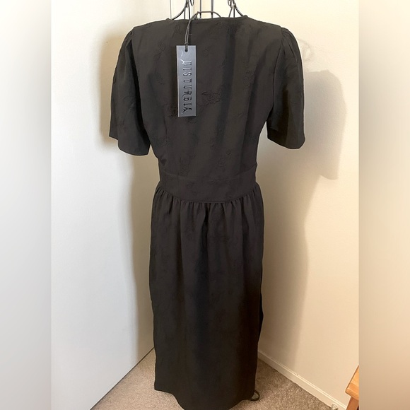 Medea Jacquard V-Neck Midaxi
Dress (BWT) - Picture 8 of 8